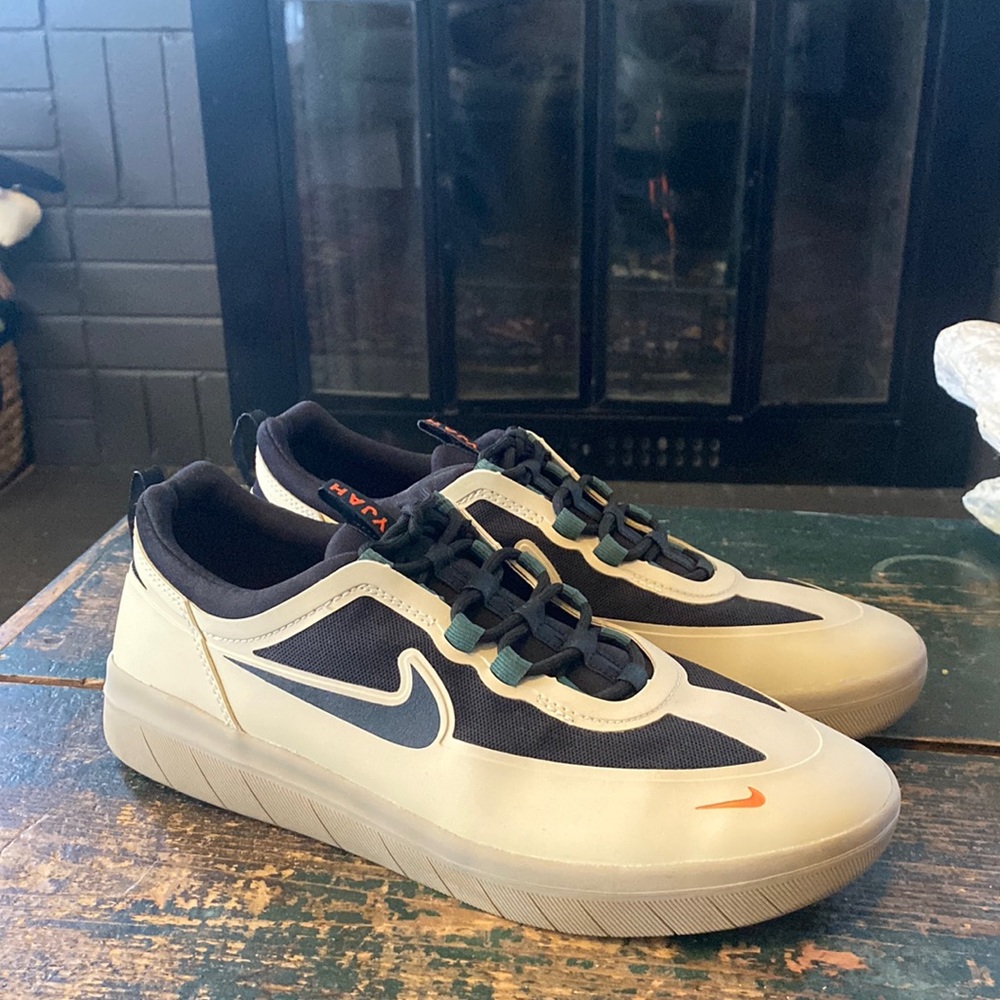 Nike SB Nyjah Free 2.0 Rattan Sz 9.5 NWOT